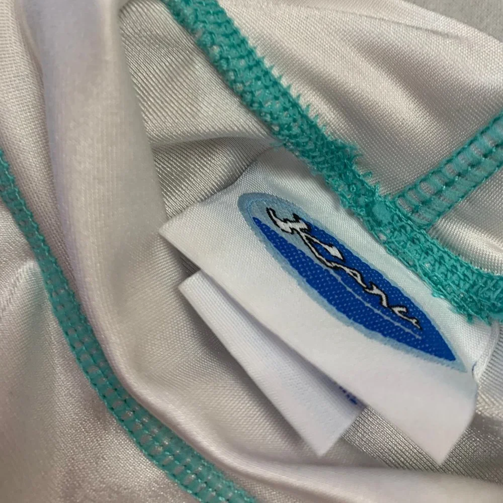 🌎🌎🌎 KANU GIRLS SURF SWIM SHIRT SIZE XS.🌎🌎🌎